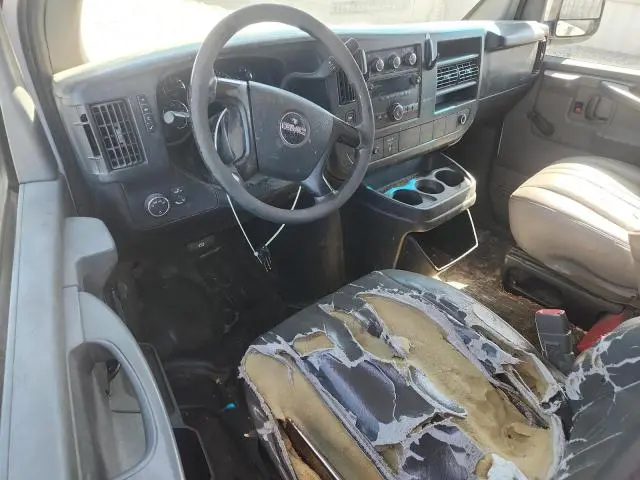 2011 GMC SAVANA G2500  