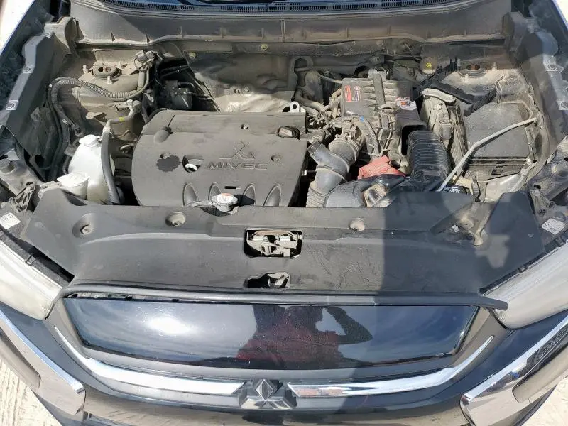 2019 MITSUBISHI OUTLANDER SPORT ES  