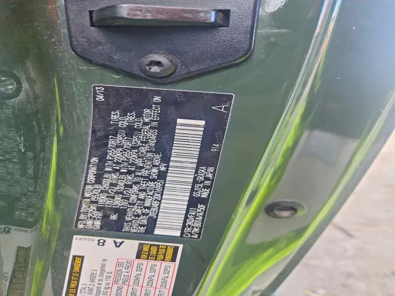 2013 TOYOTA FJ CRUISER   