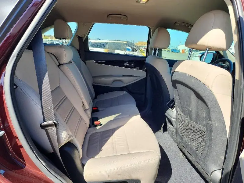 2020 KIA SORENTO LX  