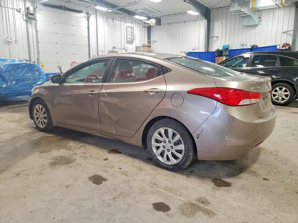 2013 HYUNDAI ELANTRA GLS  