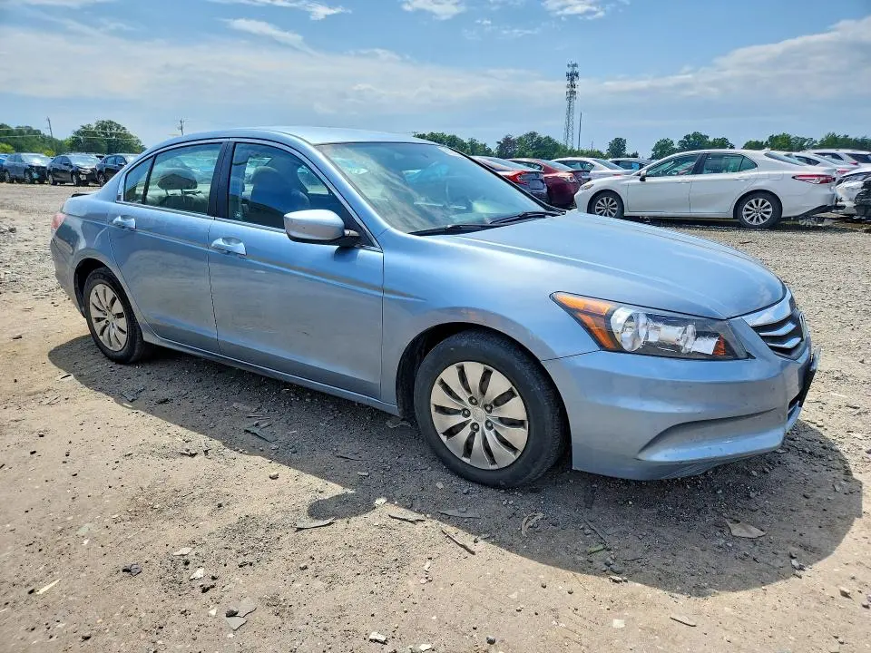 2011 HONDA ACCORD LX  