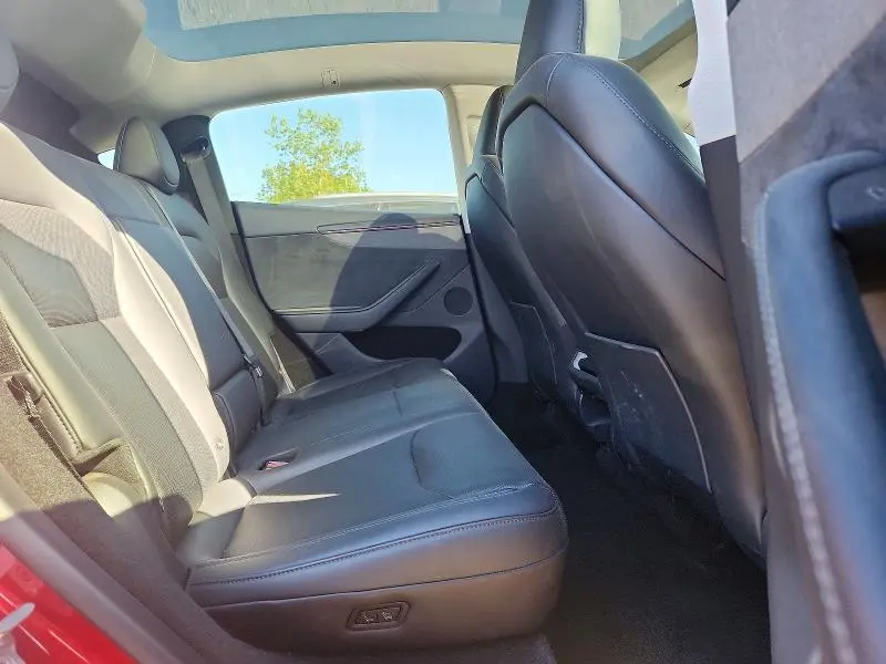 2026 TESLA MODEL Y   