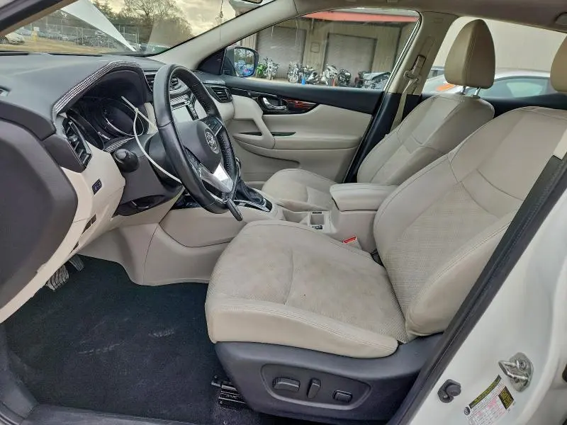 2022 NISSAN ROGUE SPORT SV  