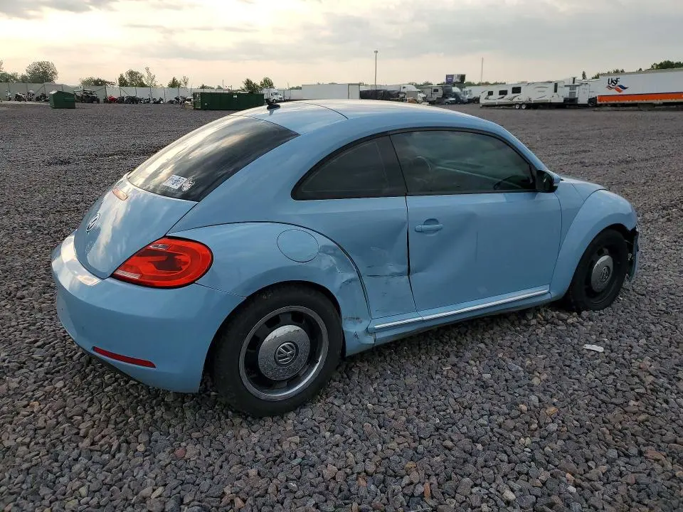 2012 VOLKSWAGEN BEETLE   