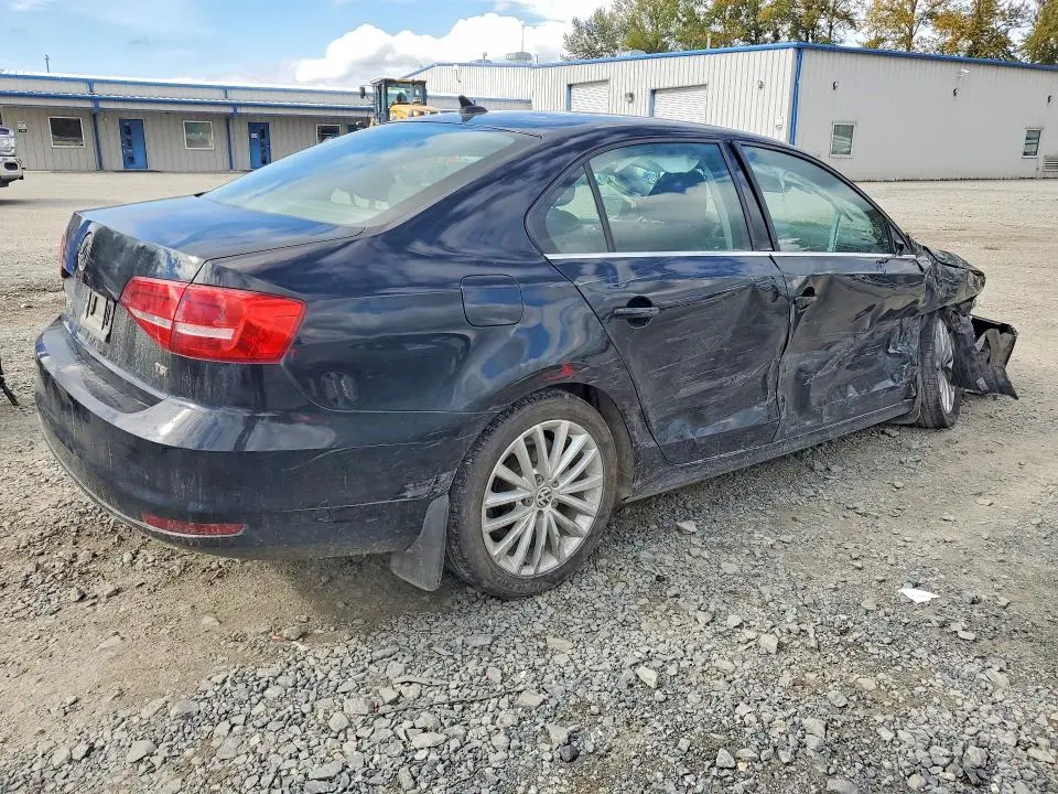 2015 VOLKSWAGEN JETTA SE  