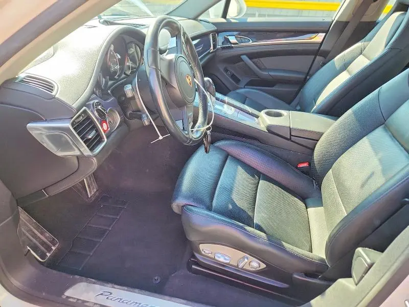 2014 PORSCHE PANAMERA 2  