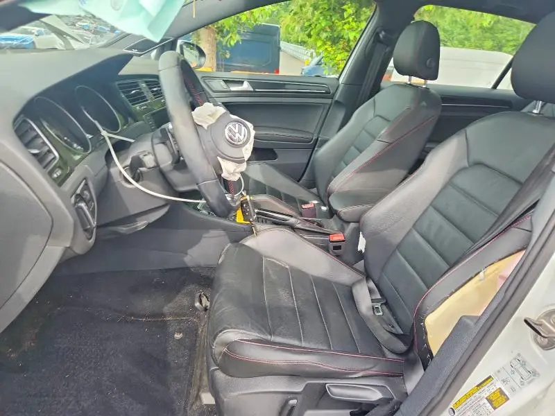 2016 VOLKSWAGEN GTI   