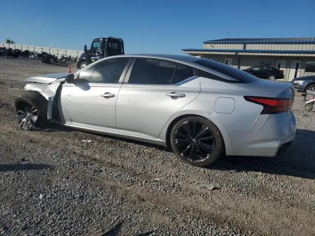 2022 NISSAN ALTIMA SR  