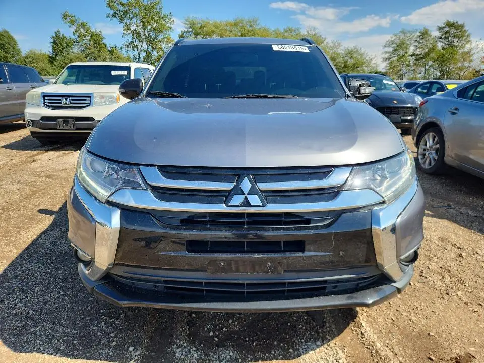 2018 MITSUBISHI OUTLANDER SE  