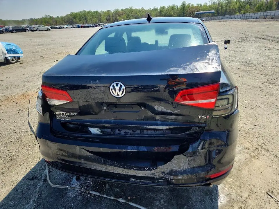 2015 VOLKSWAGEN JETTA SE  