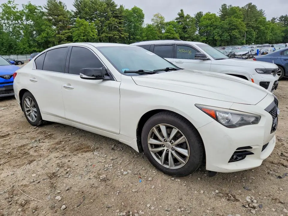 2015 INFINITI Q50 PREMIUM  