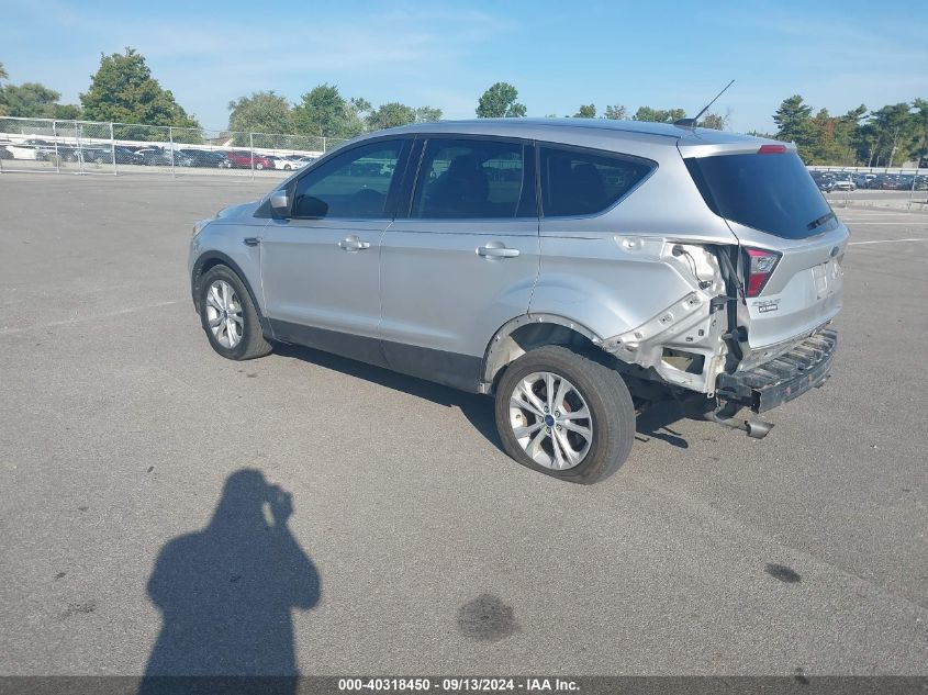 2017 FORD ESCAPE SE