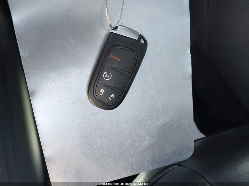 2019 JEEP CHEROKEE LATITUDE PLUS 4X4