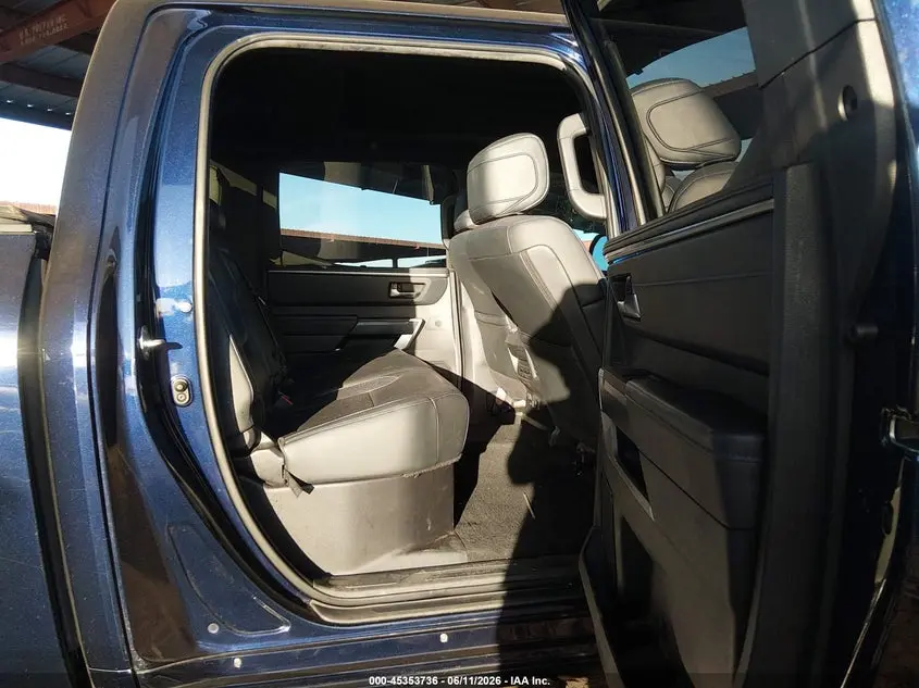2022 TOYOTA TUNDRA PLATINUM
