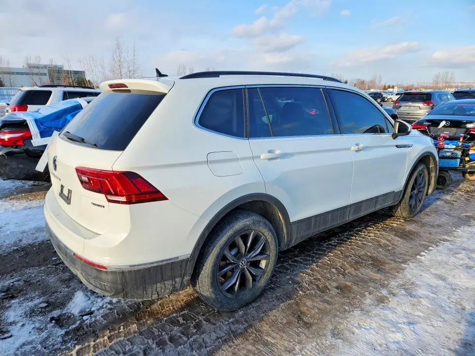 2022 VOLK TIGUAN SE  
