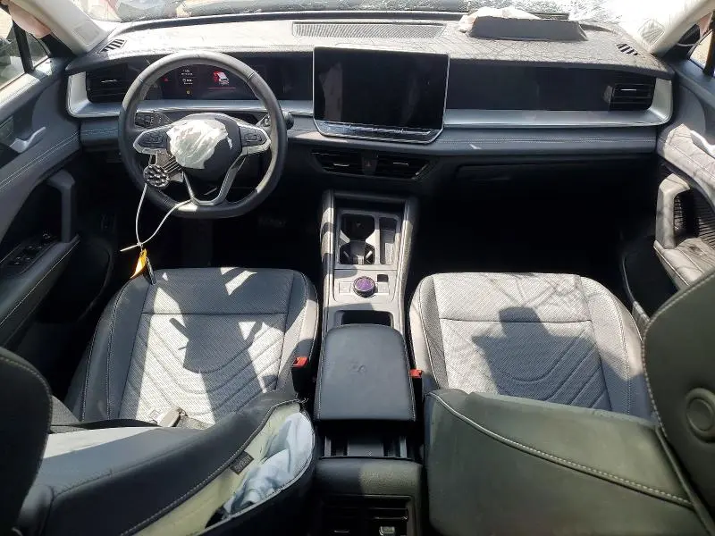 2025 VOLKSWAGEN TIGUAN SE  