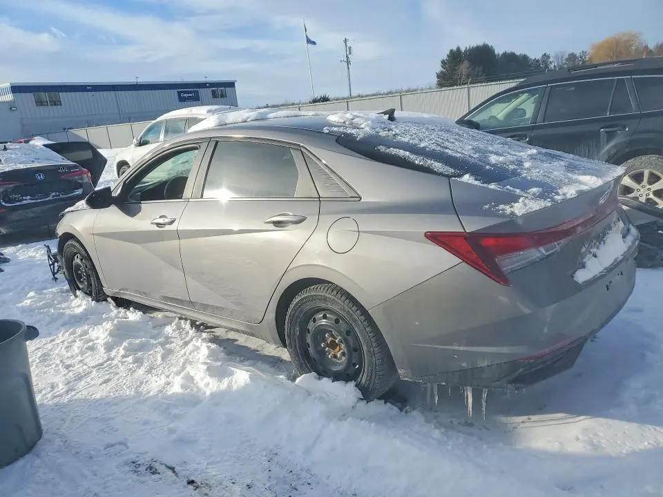 2023 HYUNDAI ELANTRA SEL  