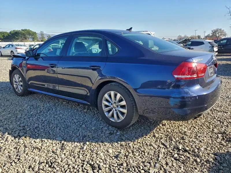 2015 VOLKSWAGEN PASSAT S  