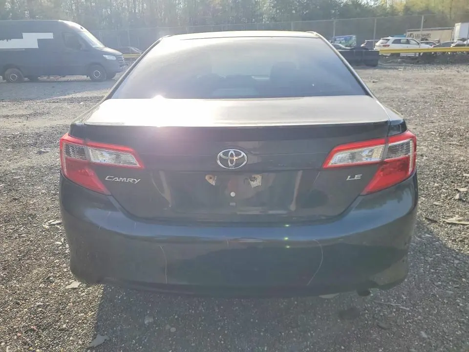 2012 TOYOTA CAMRY LE  