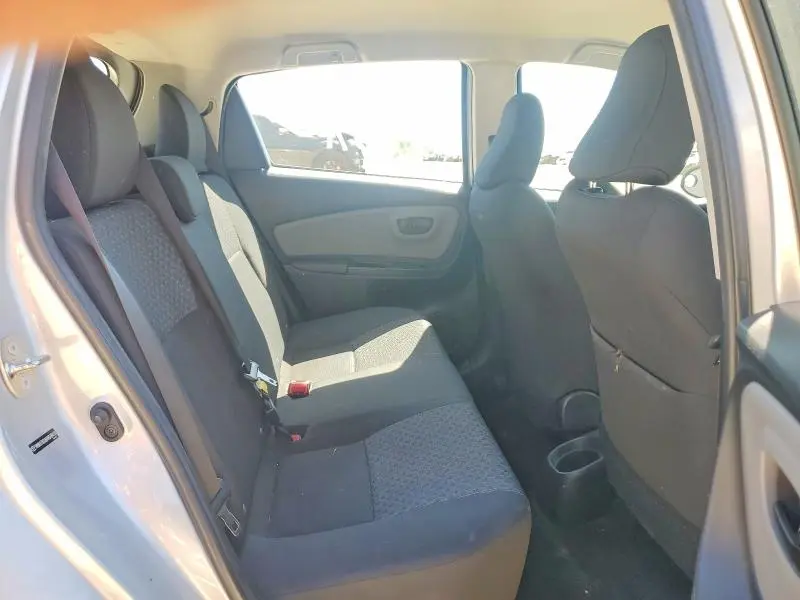 2017 TOYOTA YARIS 5-DOOR L FLEET  