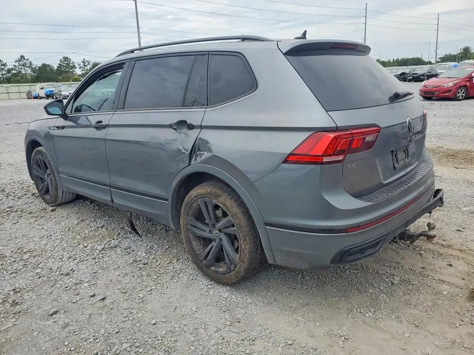 2023 VOLKSWAGEN TIGUAN SE R-LINE BLACK  