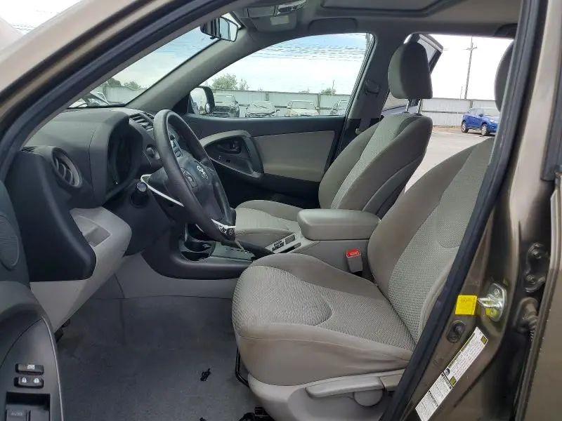 2012 TOYOTA RAV4 BASE  