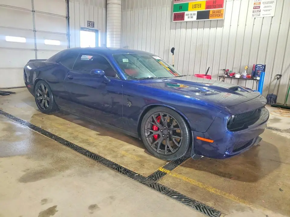 2016 DODGE CHALLENGER SRT HELLCAT  