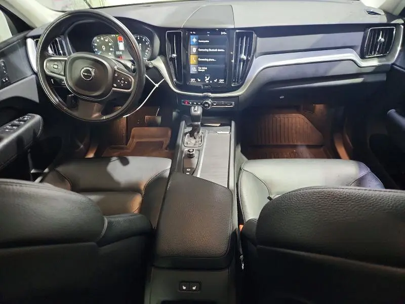 2018 VOLVO XC60 T6  