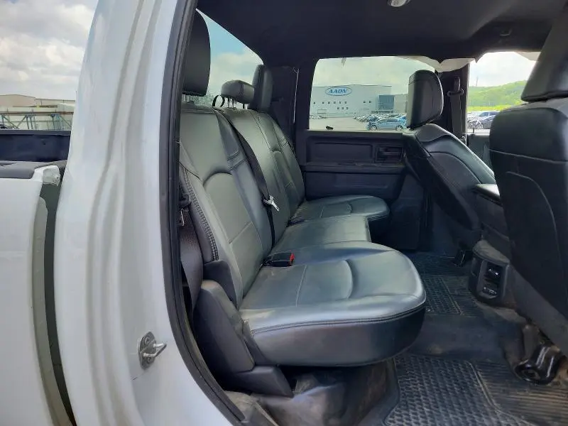 2023 RAM 2500 TRADESMAN  