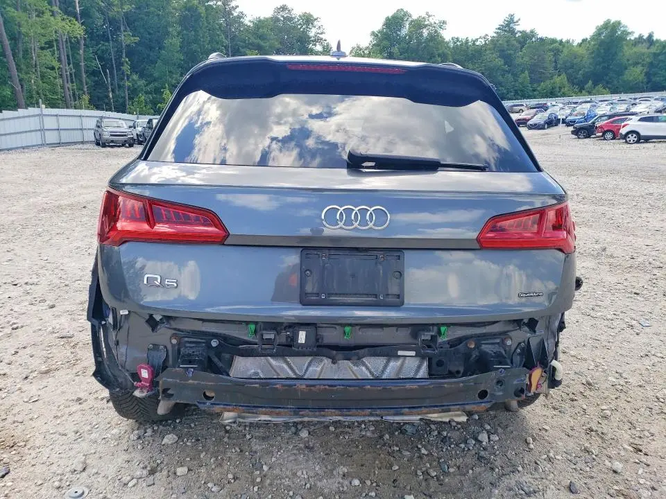 2020 AUDI Q5 TITANIUM PREMIUM PLUS  