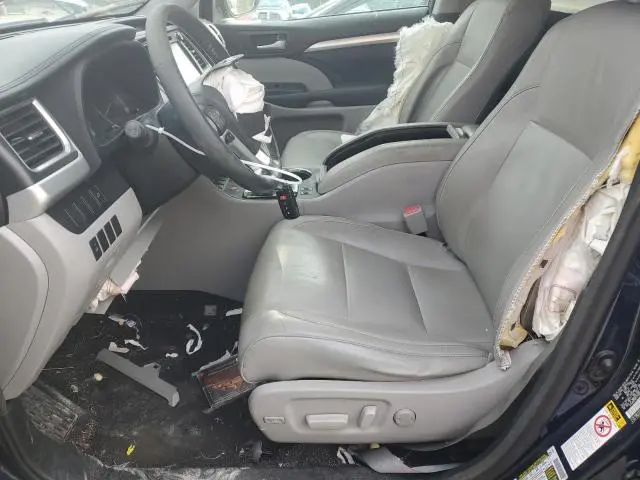 2015 TOYOTA HIGHLANDER XLE  