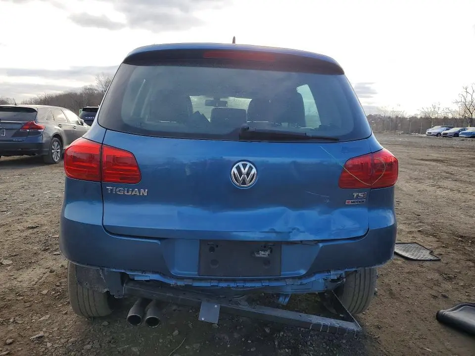 2017 VOLKSWAGEN TIGUAN S  