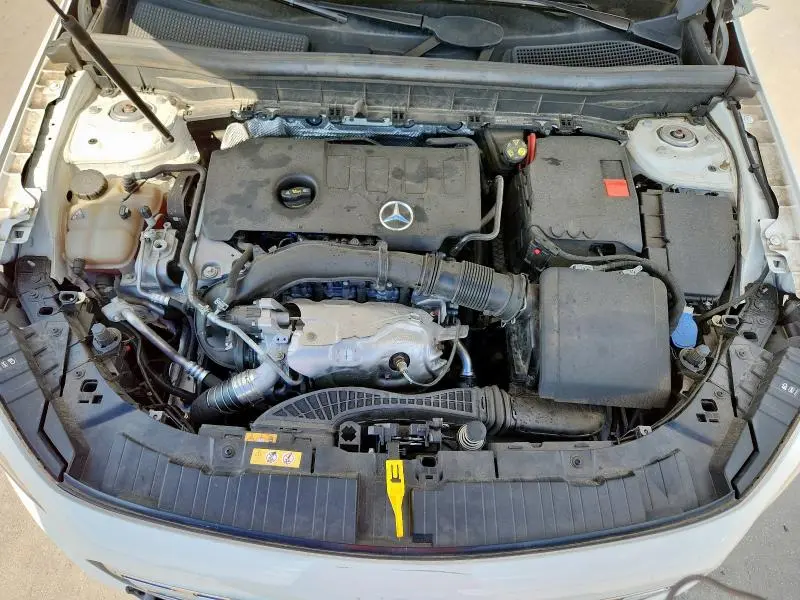 2021 MERCEDES-BENZ GLB 250 4MATIC  