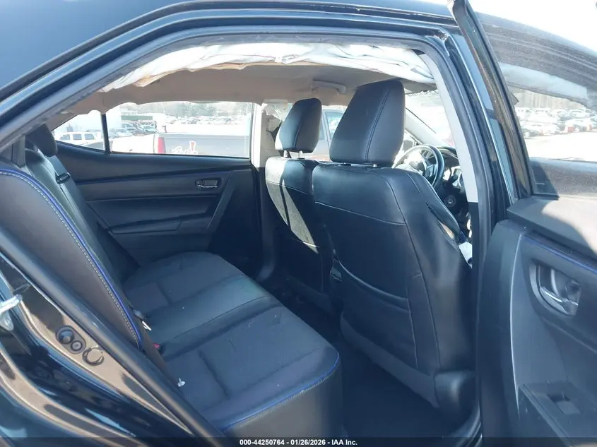 2017 TOYOTA COROLLA SE