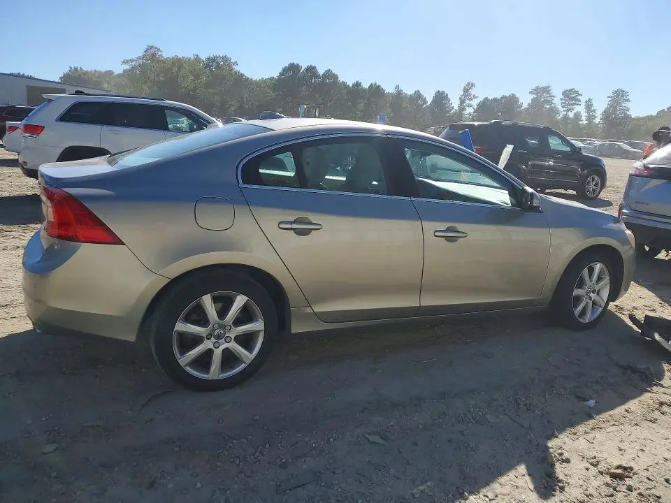 2016 VOLVO S60 PREMIER  