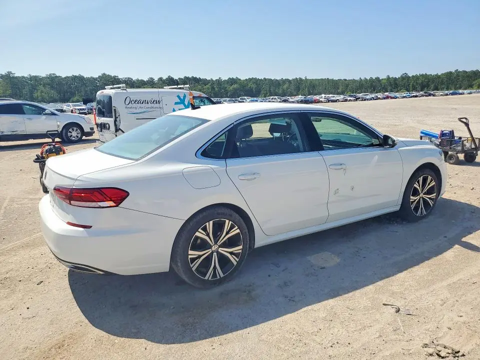 2021 VOLKSWAGEN PASSAT SE  
