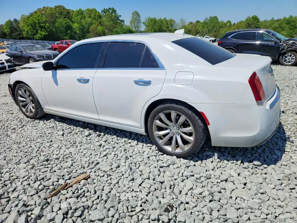2017 CHRYSLER 300C   
