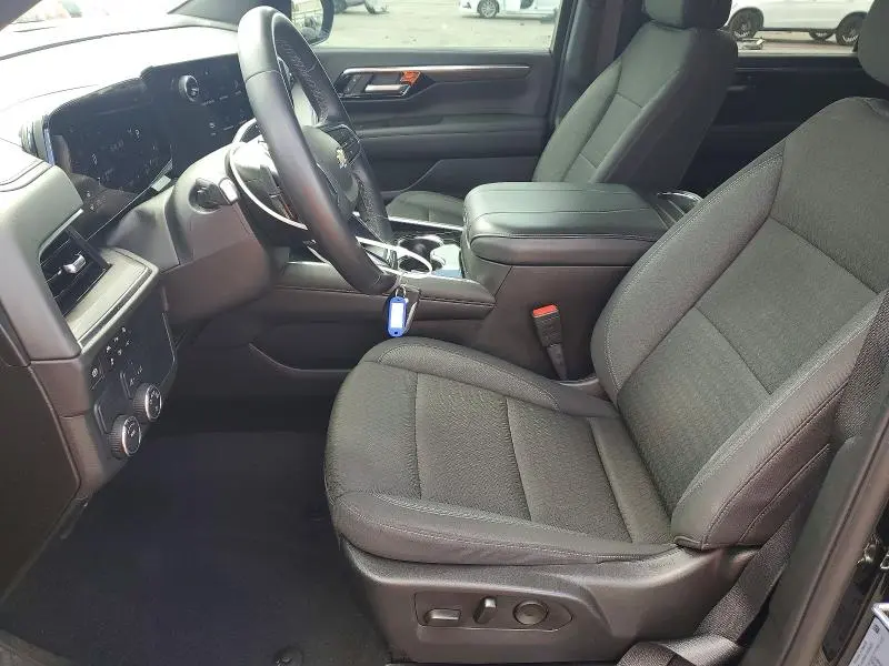 2025 CHEVROLET SUBURBAN C1500 LS  