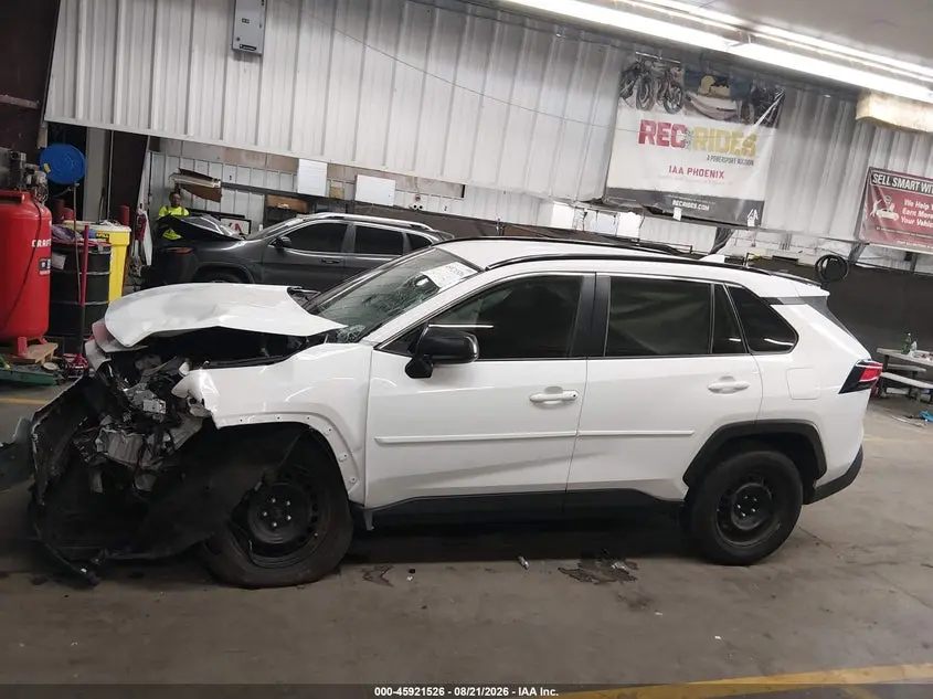 2021 TOYOTA RAV4 LE