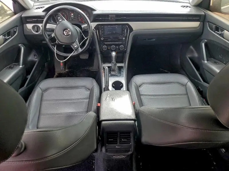 2020 VOLKSWAGEN PASSAT SE  