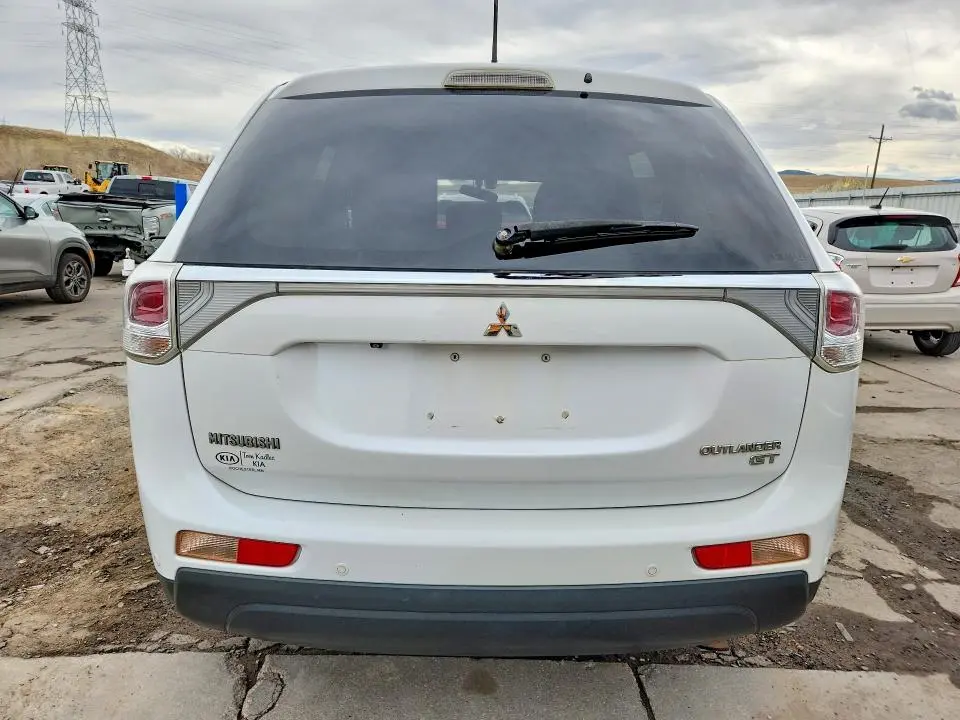 2014 MITSUBISHI OUTLANDER GT  