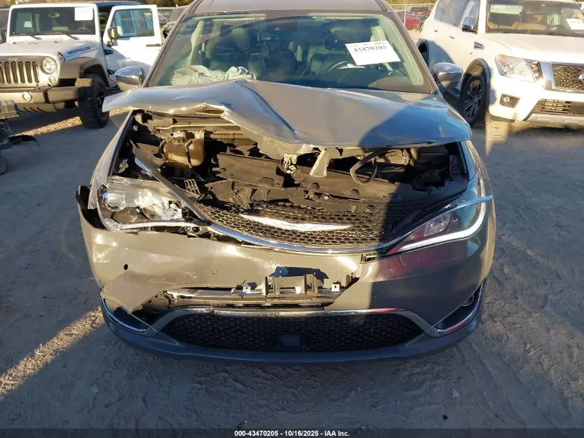 2020 CHRYSLER PACIFICA LIMITED