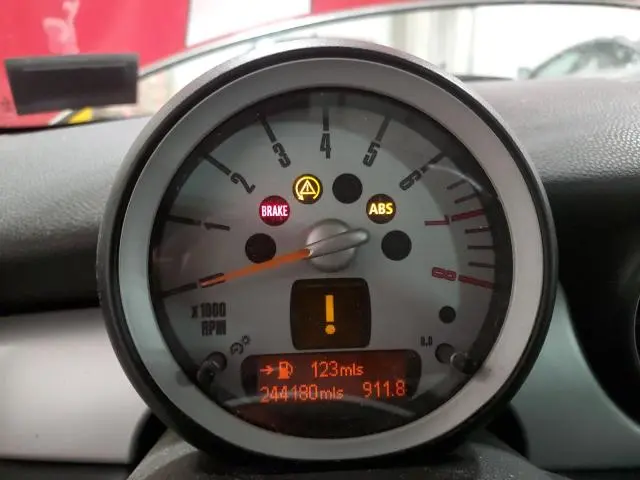 2010 MINI COOPER CLUBMAN  