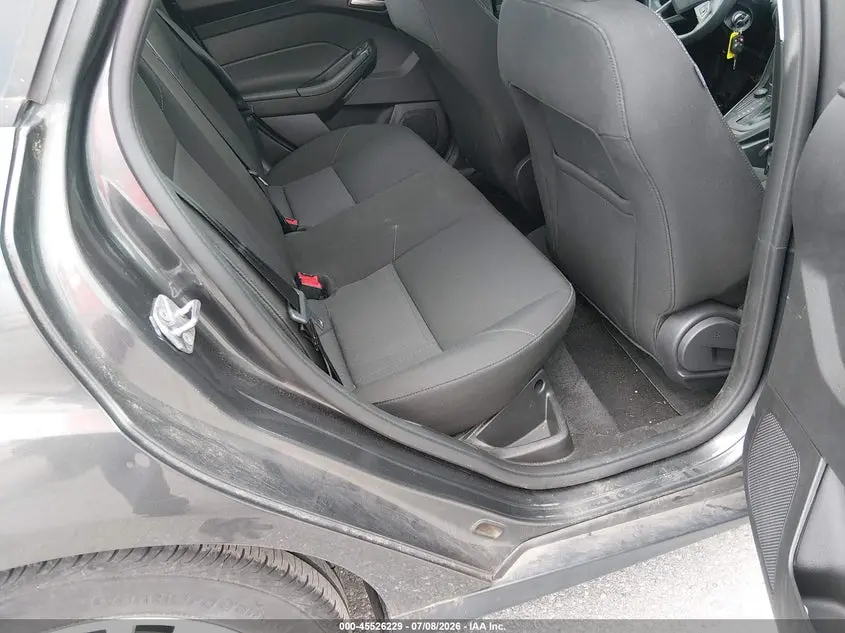 2018 FORD FOCUS SE