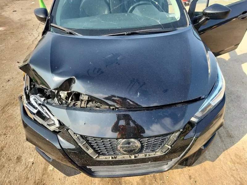 2020 NISSAN VERSA S  