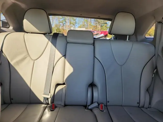 2012 TOYOTA VENZA LE  