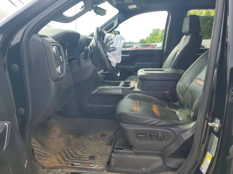 2020 GMC SIERRA K2500 AT4  