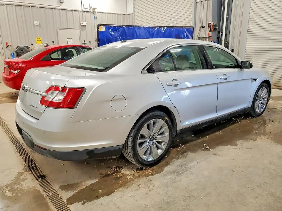 2012 FORD TAURUS LIMITED  