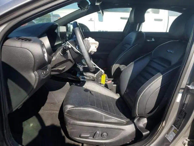 2022 KIA FORTE GT LINE  